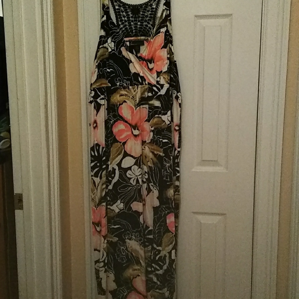 NWOT Maxi Dress